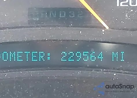 2004 Chevrolet Silverado 1500 Lt z USA, uszkodzony, nr VIN 2GCEK13T841432485